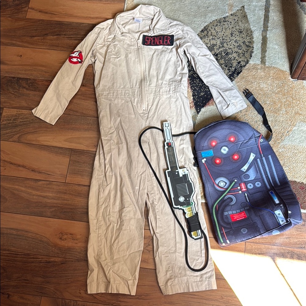 Boys Small Ghostbuster costume with Proton pack